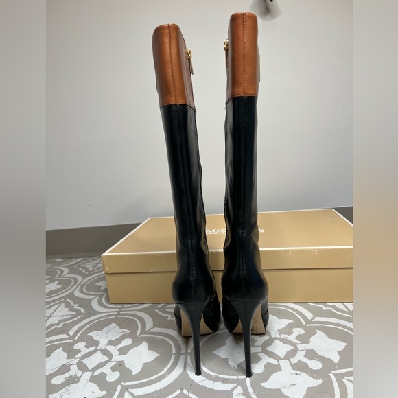 Michael Kors | Haley Boot With Box! - Picture 11 of 15